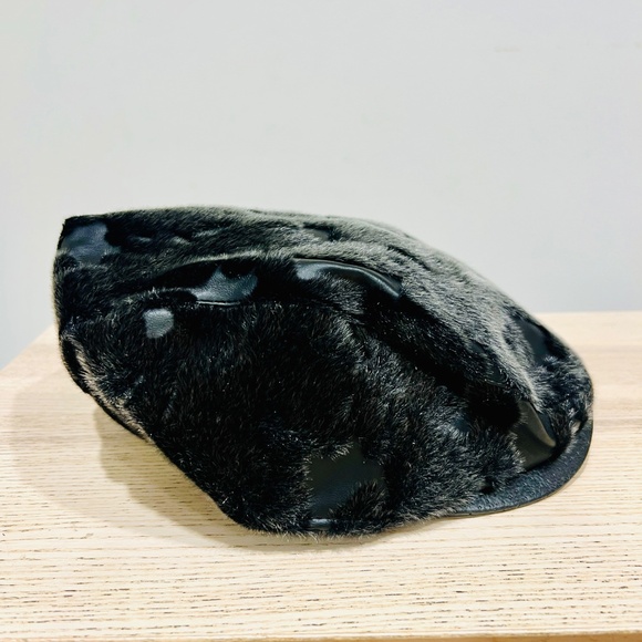 Faux Fur flat cap Hat cow pattern Warm Ski Snow dad golf furry warm Cap NEW S/M - Picture 5 of 11